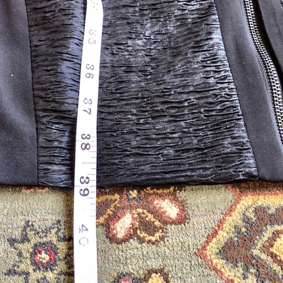*JAX* Textured Zip-Front Cap-Sleeve Black Dress - Size 2 - Picture 9 of 15